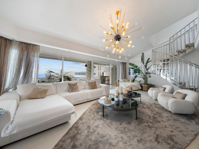 4 Bedrooms Apartment in Benalmadena Costa