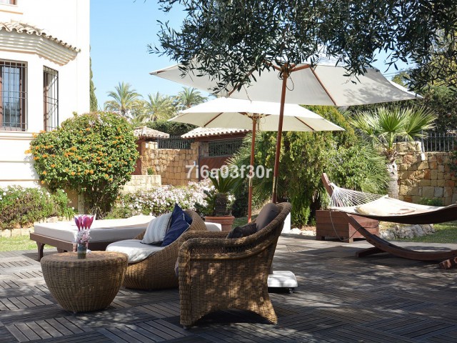 5 Soveroms Villa i Nueva Andalucía