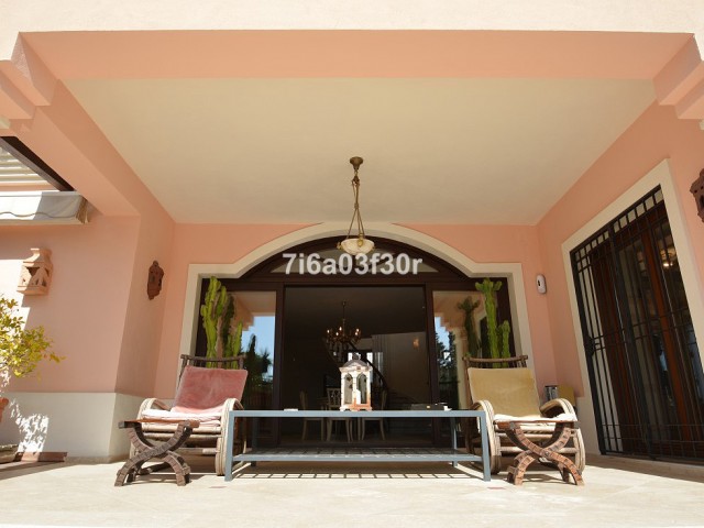 5 Soveroms Villa i Nueva Andalucía