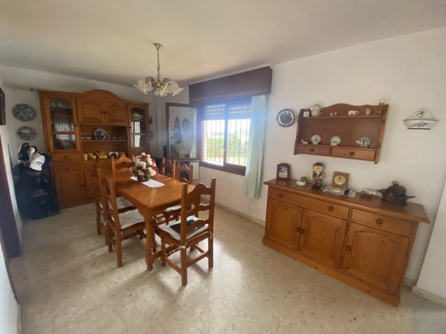 Villa con 3 Dormitorios  en La Capellania