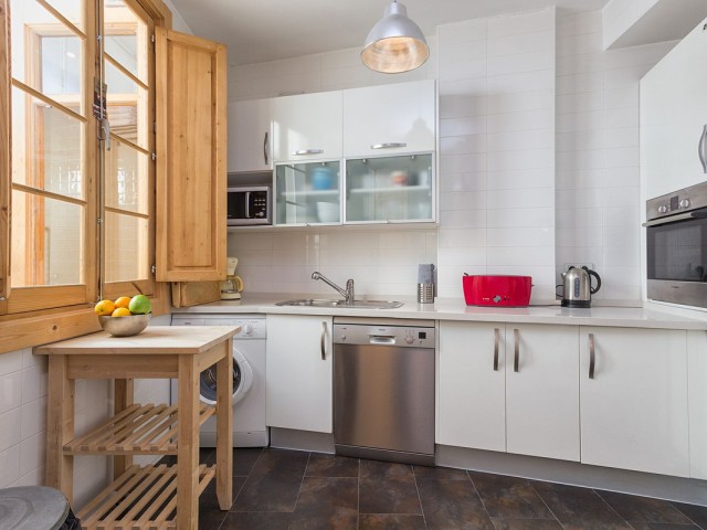 Apartamento con 2 Dormitorios  en Málaga Centro