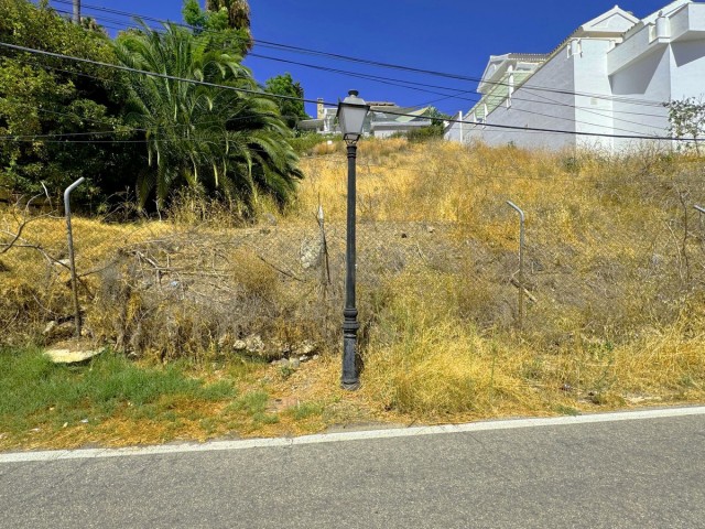  Tontti Nueva Andalucía