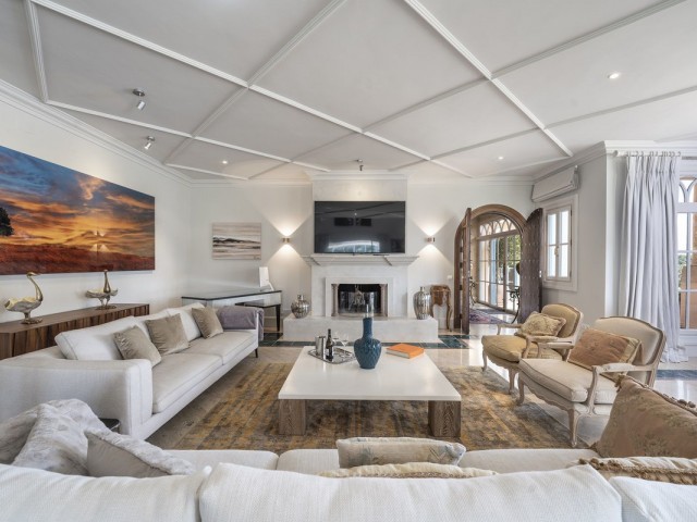 6 Schlafzimmer Villa in San Roque Club