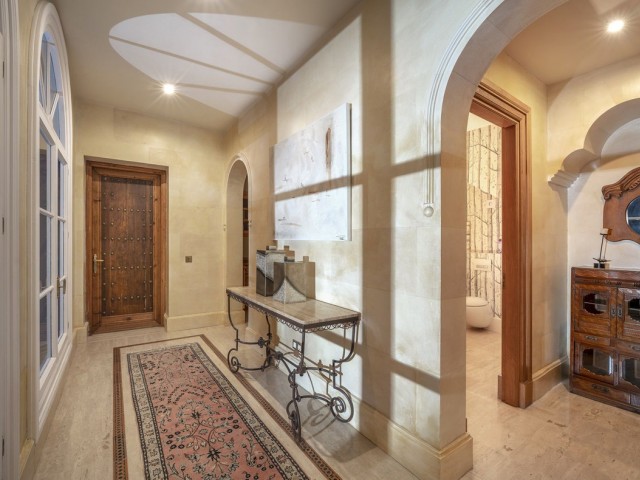 6 Schlafzimmer Villa in San Roque Club