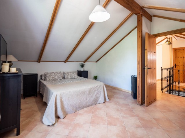 9 Sovrums Villa i Alhaurín el Grande