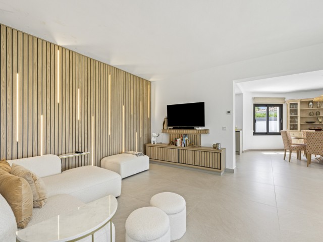 4 Bedrooms Villa in Guadalmina Alta