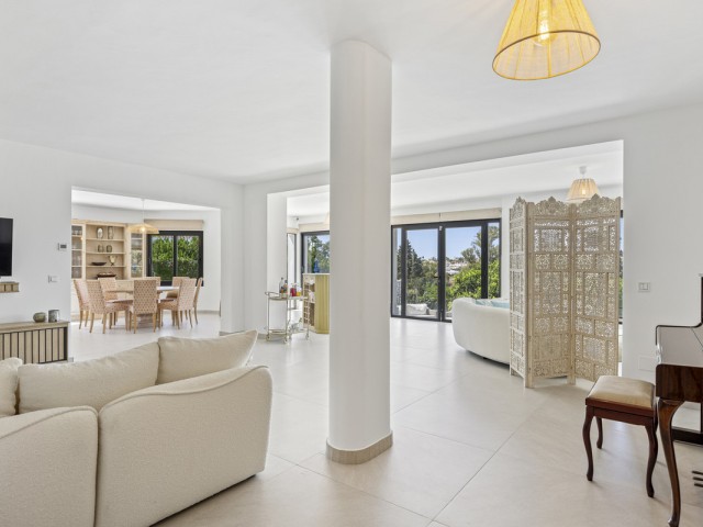 4 Bedrooms Villa in Guadalmina Alta