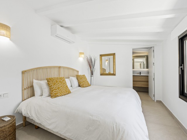 4 Bedrooms Villa in Guadalmina Alta