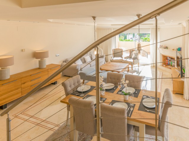 Penthouse in Nueva Andalucía