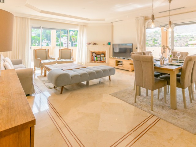 Penthouse in Nueva Andalucía
