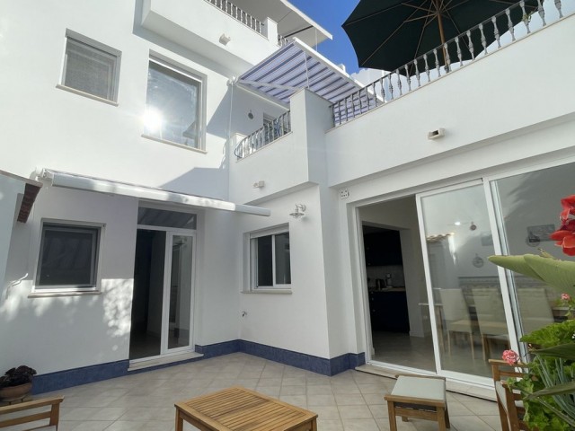 5 Slaapkamer Rijtjeshuis in Alhaurín el Grande