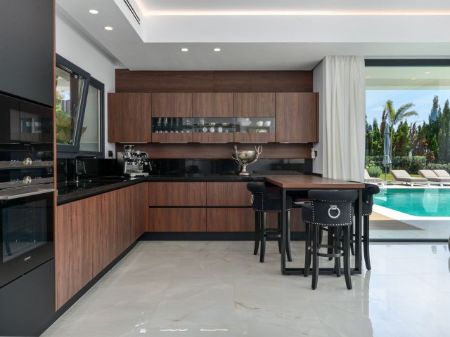 4 Sovrums Villa i Manilva