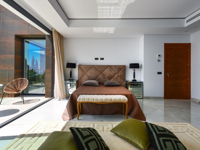 4 Sovrums Villa i Manilva