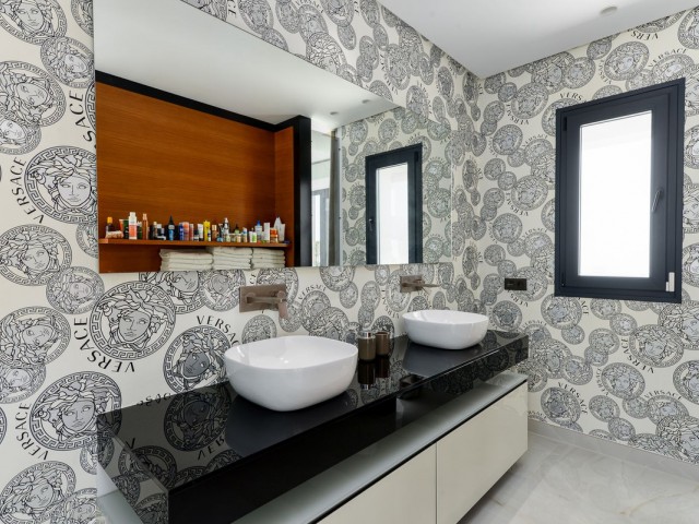 4 Sovrums Villa i Manilva