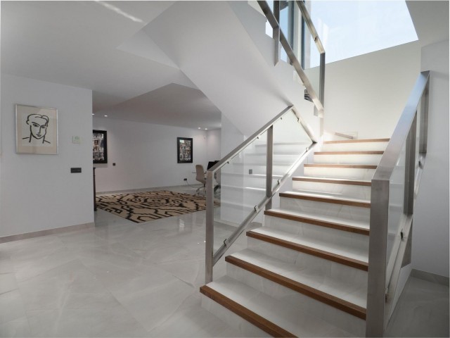 4 Sovrums Villa i Manilva