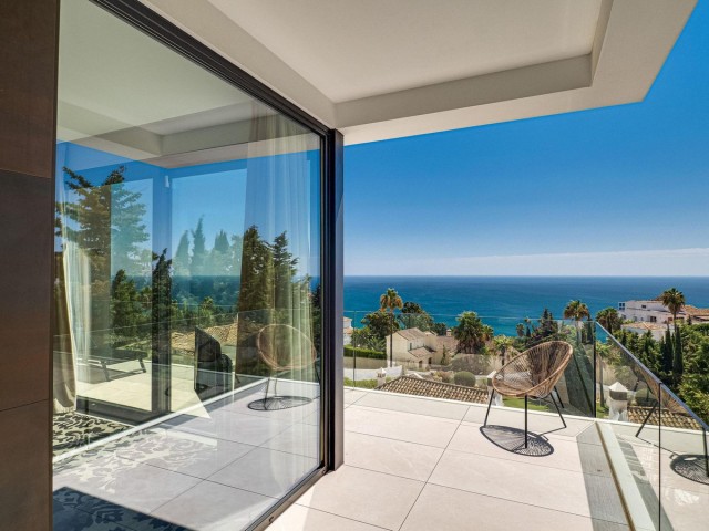 4 Makuuhuoneen Huvila Manilva