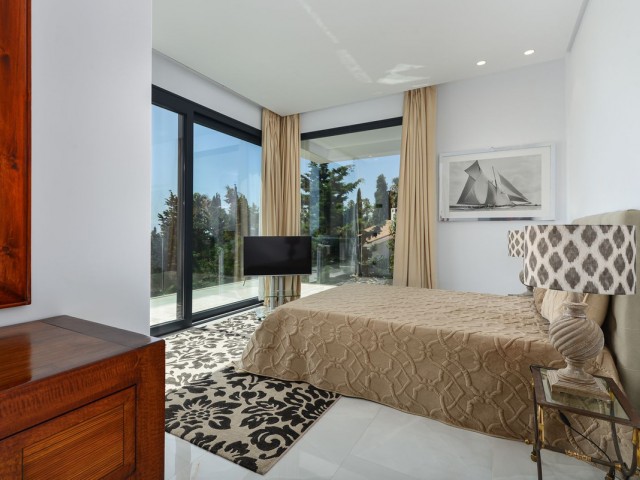 4 Schlafzimmer Villa in Manilva
