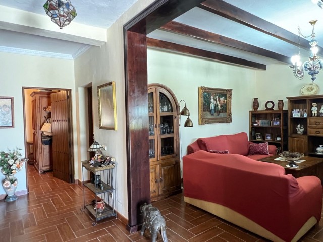 Villa con 3 Dormitorios  en Alhaurín el Grande