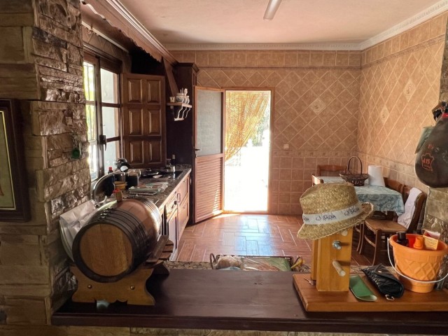Villa con 3 Dormitorios  en Alhaurín el Grande