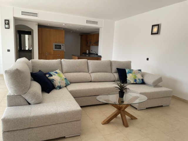 2 Bedrooms Apartment in Benalmadena
