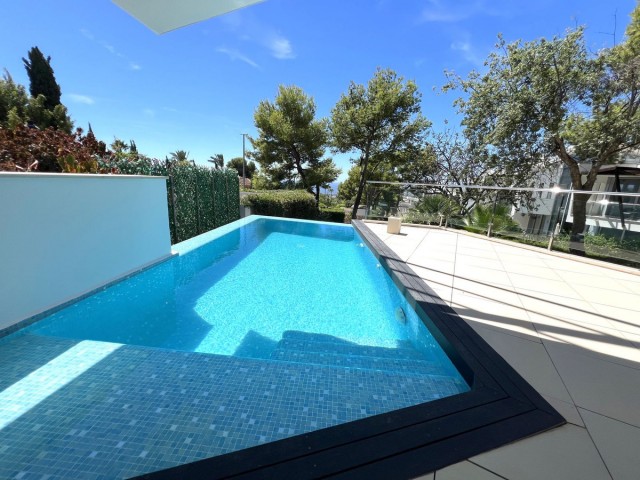 5 Bedrooms Townhouse in Sierra Blanca