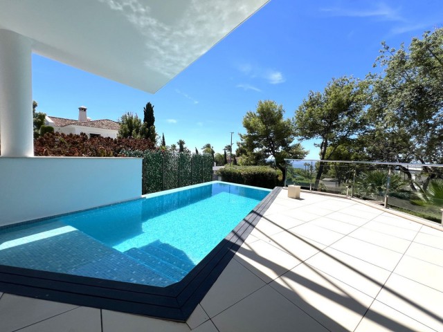 Maison mitoyenne avec 5 Chambres  à Sierra Blanca