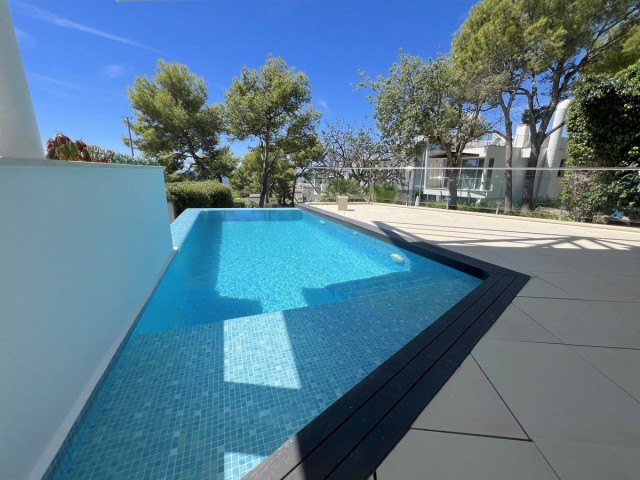 Maison mitoyenne avec 5 Chambres  à Sierra Blanca