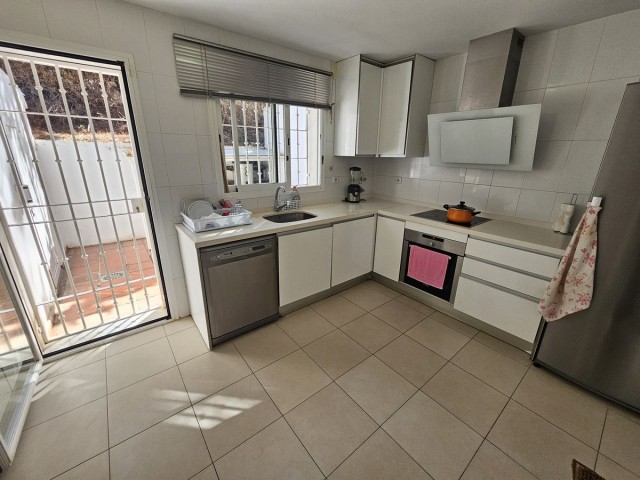 4 Bedrooms Villa in Cabopino