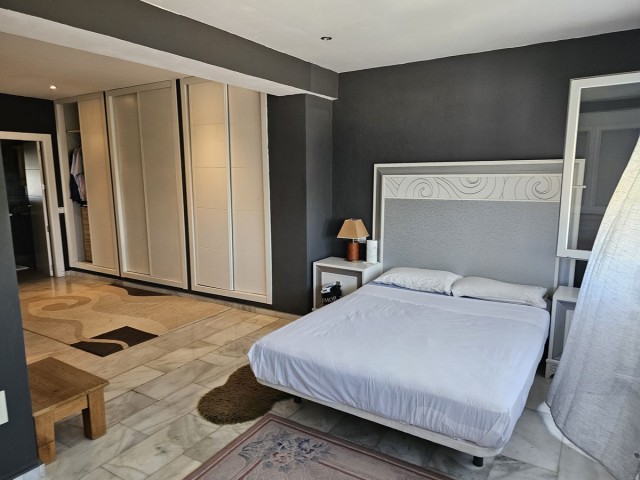 4 Bedrooms Villa in Cabopino