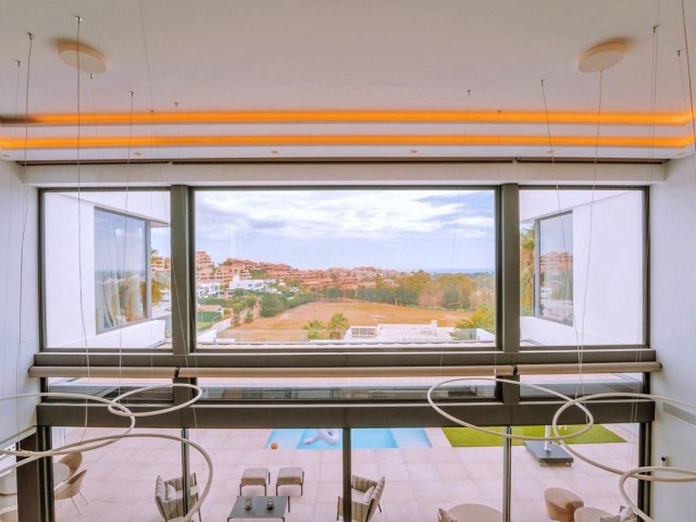 Villa con 7 Dormitorios  en Benahavís