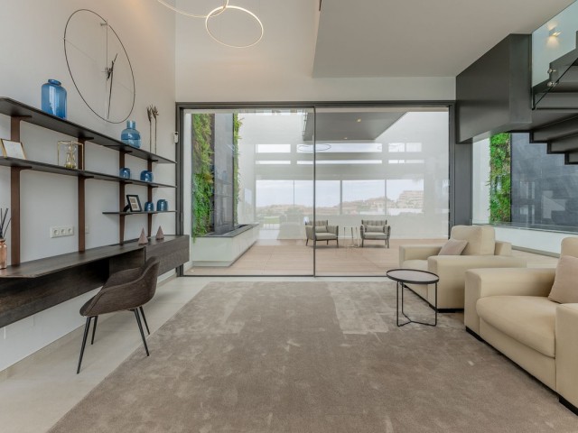 Villa con 7 Dormitorios  en Benahavís