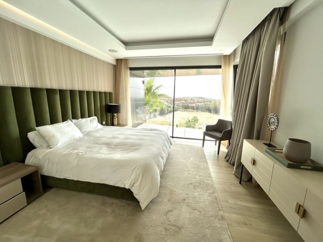Villa con 7 Dormitorios  en Benahavís