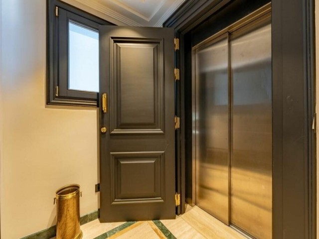 Penthouse in Sierra Blanca
