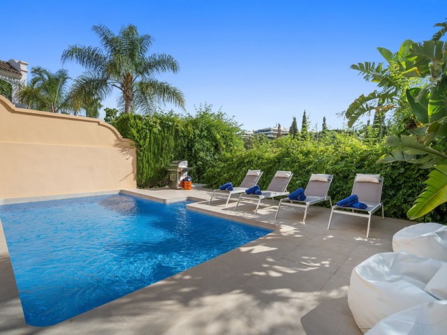 5 Bedrooms Villa in Puerto Banús