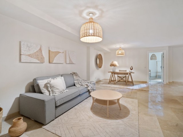 5 Bedrooms Villa in Puerto Banús