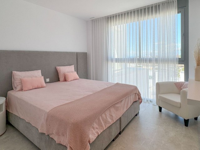 Apartamento con 3 Dormitorios  en Santa Clara