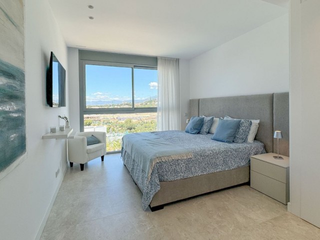 Apartamento con 3 Dormitorios  en Santa Clara