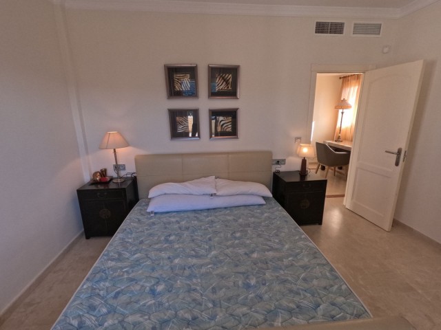 3 Schlafzimmer Apartment in San Roque Club