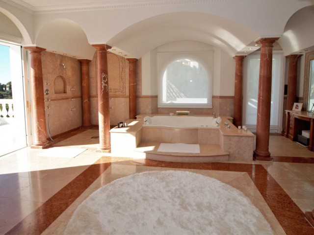 6 Soveroms Villa i La Zagaleta