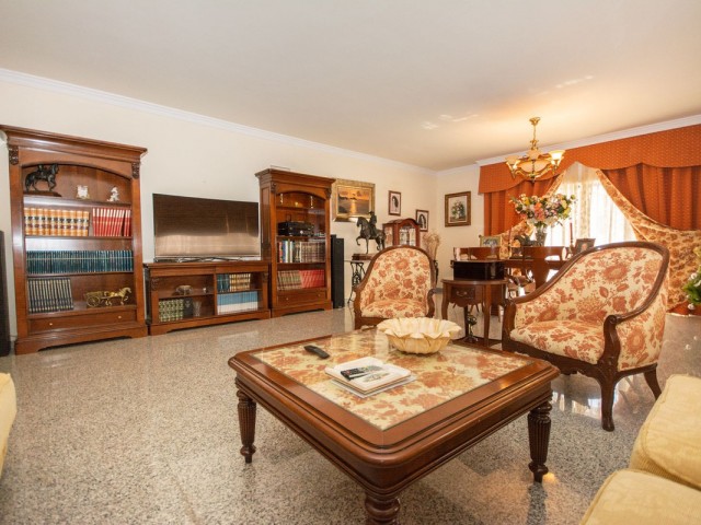 5 Bedrooms Townhouse in Mijas