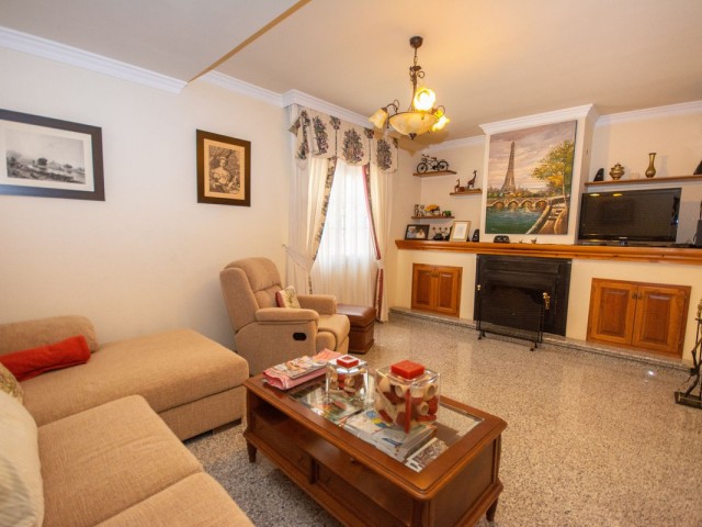 5 Bedrooms Townhouse in Mijas
