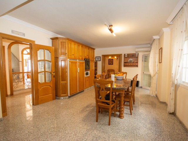 5 Bedrooms Townhouse in Mijas