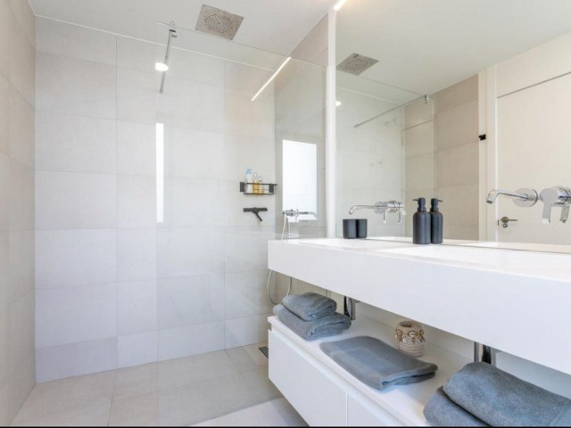 Apartamento con 2 Dormitorios  en Calanova Golf