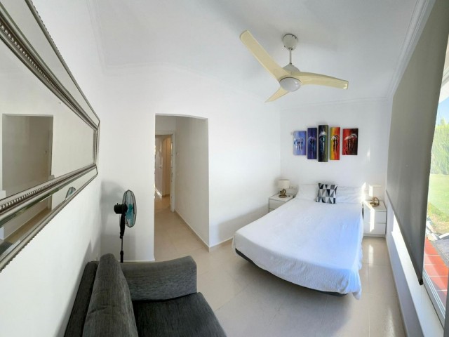 5 Bedrooms Villa in Sotogrande Costa