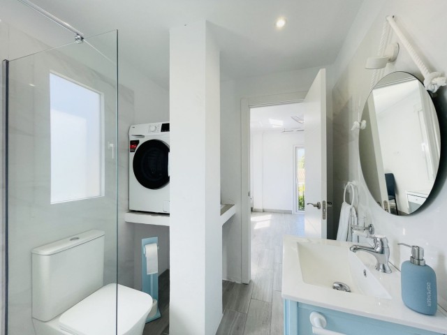 3 Bedrooms Villa in La Duquesa