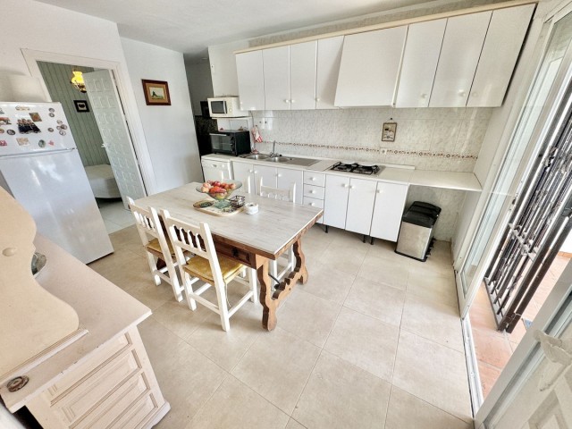 4 Bedrooms Villa in Calahonda