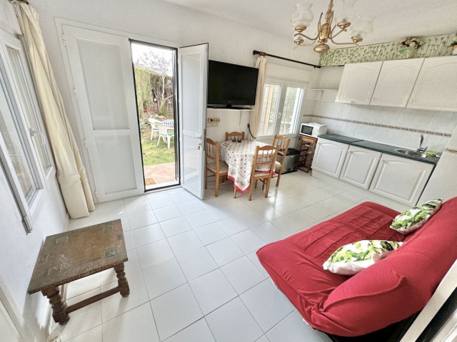 4 Bedrooms Villa in Calahonda