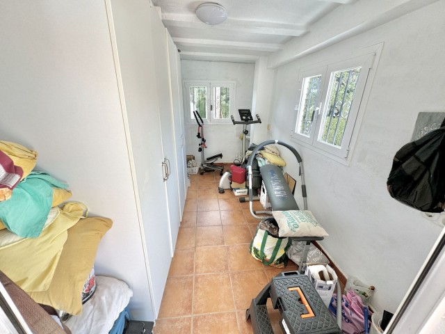 4 Bedrooms Villa in Calahonda