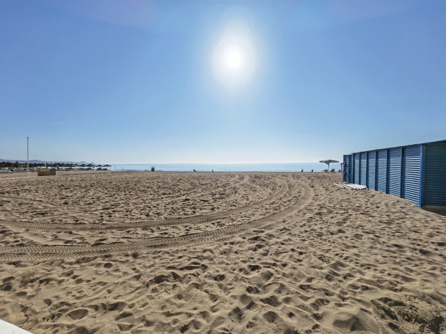 5 Bedrooms Apartment in Los Boliches