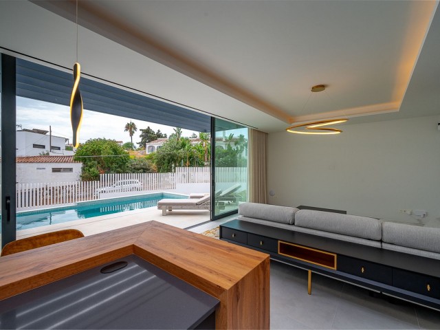 4 Schlafzimmer Villa in El Chaparral